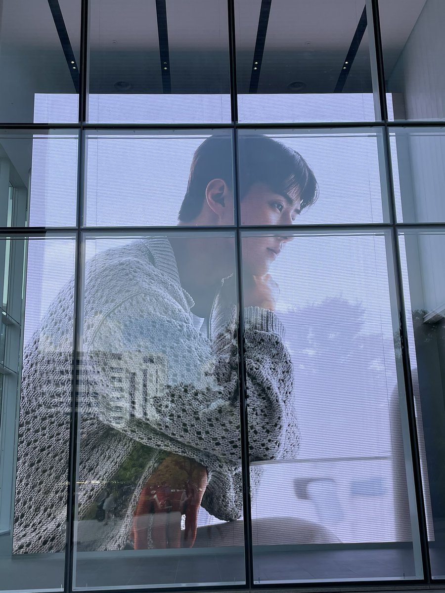 swooshsehun's tweet image. baekhyun / chanyeol / sehun / kai 
saw ‘let me in’ teaser images displayed at sm’s building screen! 😭