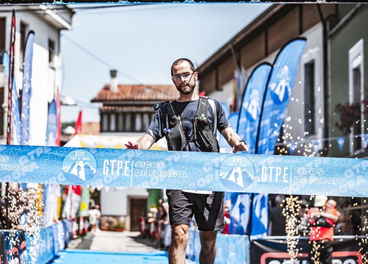 CarrerasMontana's tweet photo. GTPE PICOS DE EUROPA 2023, RESULTADOS: 
🏅 JONATAN TEJEDA Y PILAR MONTESINOS. 70k 
Ola de calor ayer en las cuatro #carrerasdemontaña que formaban la cita asturiana 10k-22k-35k-70k
Crónica y resultados 👉 https://t.co/eBy42V63LZ
#carrerasdemontaña 📸 Rubén Fueyo https://t.co/ZCkbhngsd9