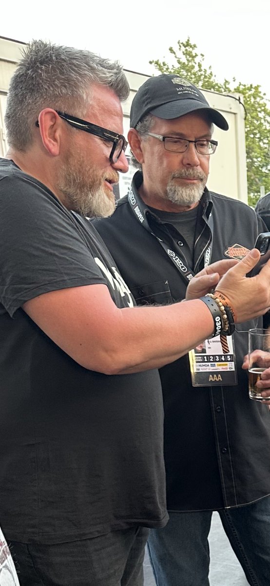 2/3 🎉 The highlight? Meeting Karen and Bill Davidson. Discussing our projects, swapping stories of our trusty steeds—it was a convergence of past, present &amp; future of <a href="/harleydavidson/">Harley-Davidson</a>. It’s incredible to experience the lineage and legacy they carry forward. #RidingWithLegends