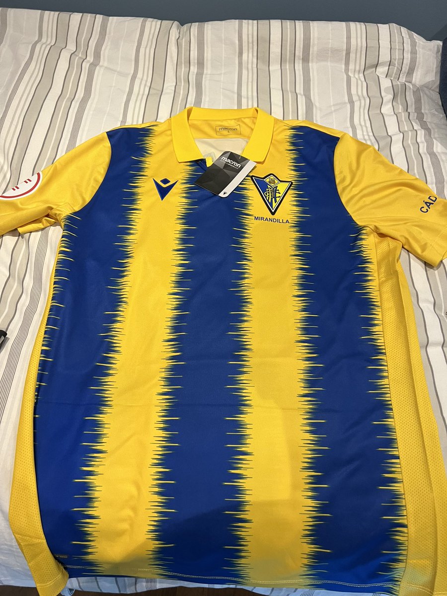 qfshirts's tweet photo. @Cadiz_CF @AlvaroNegredo9 💪💪💪 #Mirandilla Especial https://t.co/idJe5pjRUw