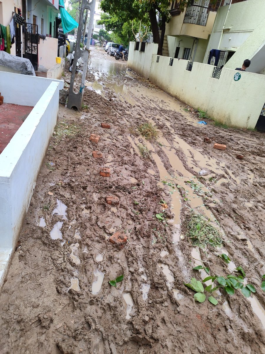 Akil_Wanderer's tweet photo. @VMCVadodara please let me know how to get out from my home to go office??
@mpvadodara @CommissionerVmc @CollectorVad @dymc_vmc @ourvadodara @SmartCityElets https://t.co/BR9XMYJPol