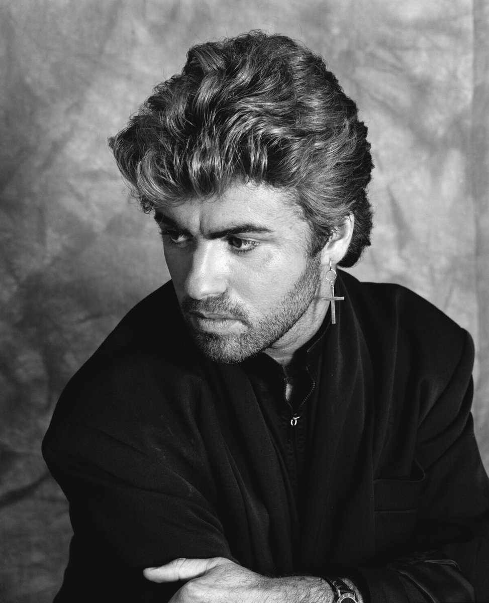 AdamCydonia's tweet photo. Happy Birthday George 🎂🎉🎊🎁💐 https://t.co/Mwrvm4O3iD