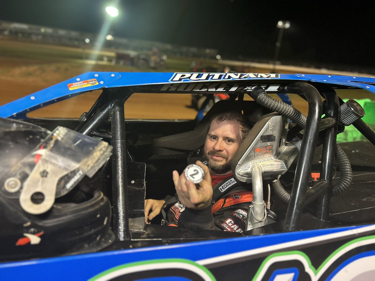 HuntTheFrontSDS's tweet photo. Tonightโs Heat Race Winners:
๐๐ฒ๐ฎ๐ ๐ฅ๐ฎ๐ฐ๐ฒ #๐ญ - Richie Stephens
๐๐ฒ๐ฎ๐ ๐ฅ๐ฎ๐ฐ๐ฒ #๐ฎ - @WilHerrington14
๐๐ฒ๐ฎ๐ ๐ฅ๐ฎ๐ฐ๐ฒ #๐ฏ - Evan Ellis
๐๐ฒ๐ฎ๐ ๐ฅ๐ฎ๐ฐ๐ฒ #๐ฐ - @joshputnamracin
#HouseDivided40 https://t.co/3FtQaoIZs6