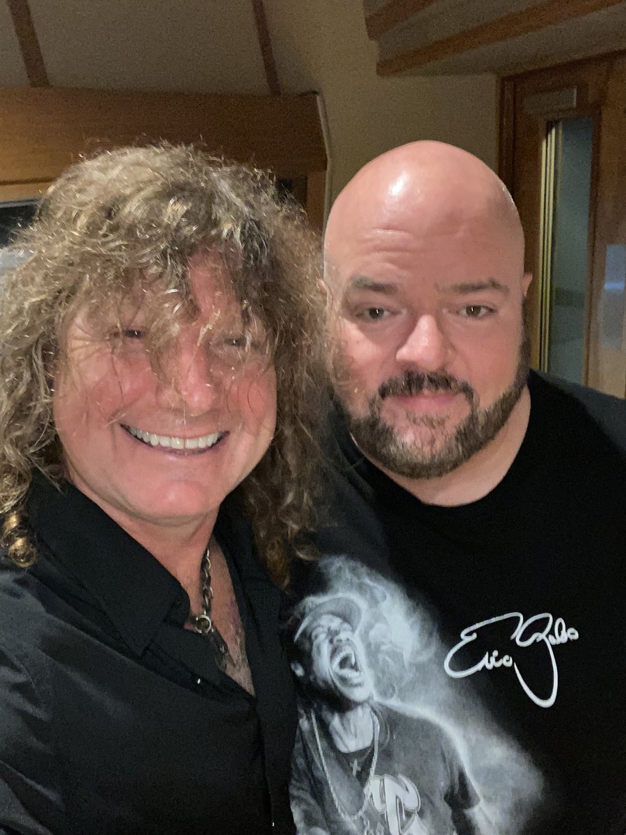 ascorder's tweet image. Big thanks to Jamie Warden and Katelyn Prieboy at Ocean Way Nashville yesterday…Sunday Sunset Recording Sessions coming soon for you TORA TRIBE!!