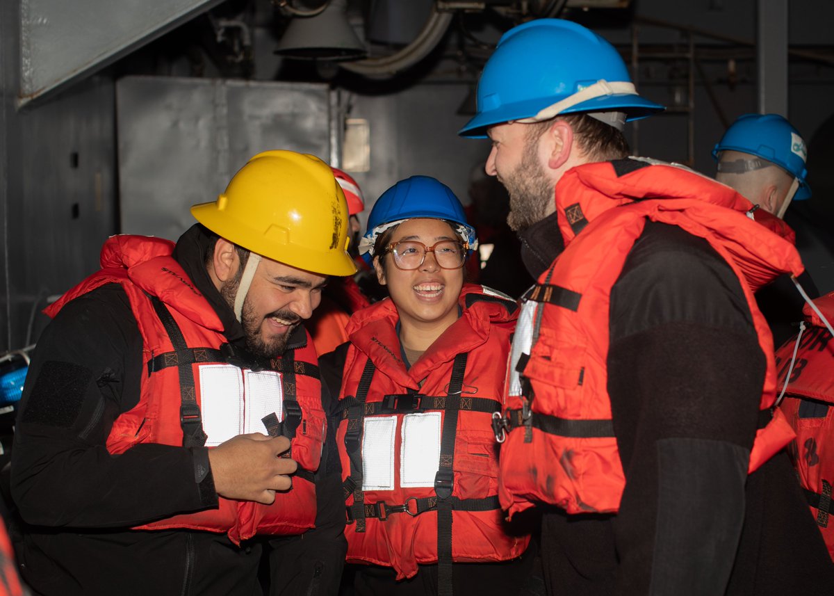 USS Gerald R. Ford (CVN 78) tweet media