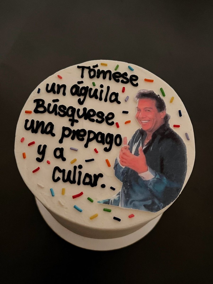 Juno Rossell on Twitter