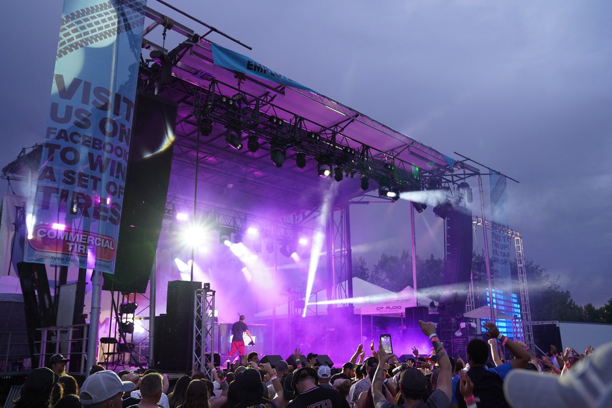 LUDACRIS!!!!

We won't ROLL-OUT from a little rain!

#BoiseMusicFest
PC: Fockedmedia