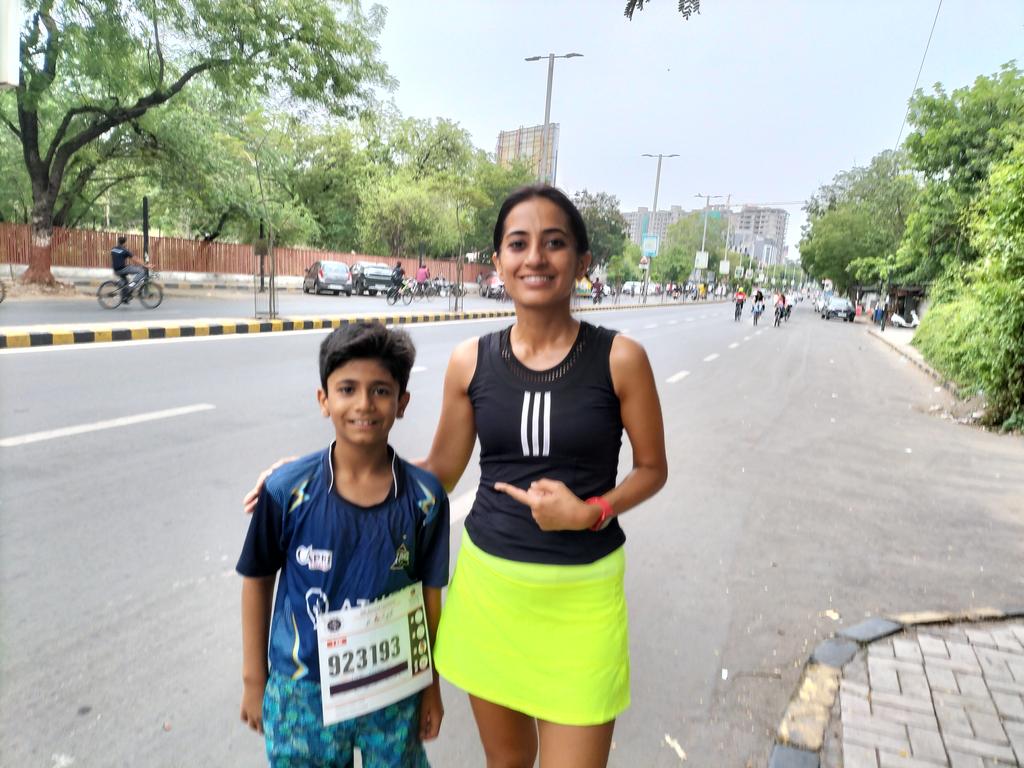 Fittest Shark of #SharkTankIndia Jogging in her own Ahmedabad near her favourite IIM. Shark with my BabyShark ☺️. Thanks @vineetasng for the cliq.