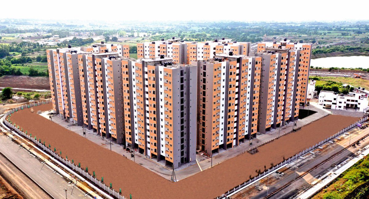HardeepSPuri's tweet photo. On the occasion of 8th Anniversary of @PMAYUrban, PM @narendramodi Ji’s visionary urban flagship mission rooted in the ideal of ‘Sarvodaya to Antyodaya’ to provide pucca homes to urban poor &amp; usher an era of transformational change by offering a life of dignity. 

#AmritUtsav https://t.co/D4p9cUzHog