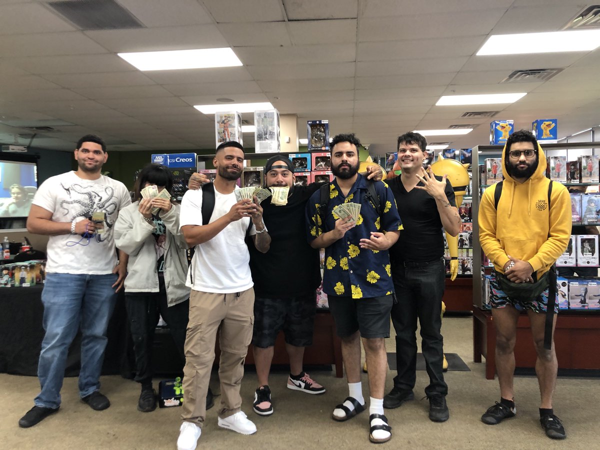 Today was quite the day! Everything ran about as smooth as possible through and through. 16 PS5 setups? From the community? Damn.

Thank you to EVERYONE who showed up, tuned in, and helped out for San Antonio's first big SF6 tournament. Y'all are godlike.

Top 8 (missing Stealth)