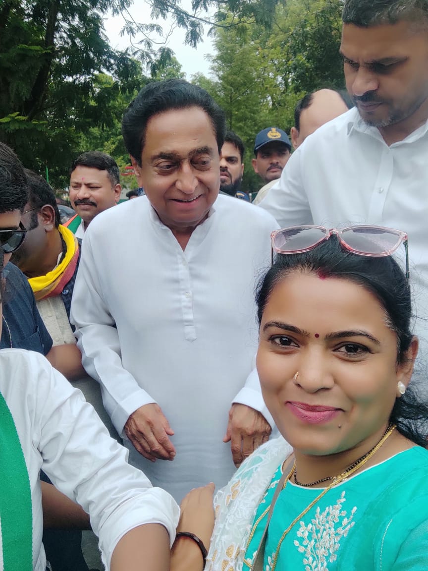 म. प्र. में शिक्षकों की वरिष्ठता के साथ पुरानी पेंशन बहाल हो।
<a href="/OfficeOfKNath/">Kamal Nath</a> <a href="/INCMP/">MP Congress</a> <a href="/RahulGandhi/">Rahul Gandhi</a> <a href="/priyankagandhi/">Priyanka Gandhi Vadra</a> <a href="/digvijaya_28/">Digvijaya Singh</a> 
<a href="/vijaykbandhu/">Vijay Kumar Bandhu</a>
#ops