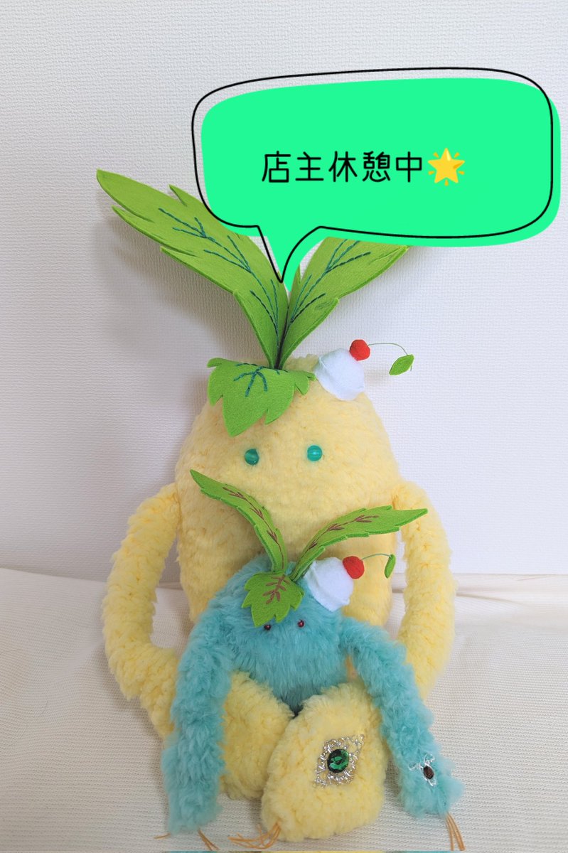 muniNekoyanagi's tweet photo. 店主お昼休憩中🌿✨
野崎先生がお店番してくれてますー✨

#瀬戸内ハンドメイドマルシェ https://t.co/ax4B6WCqkC