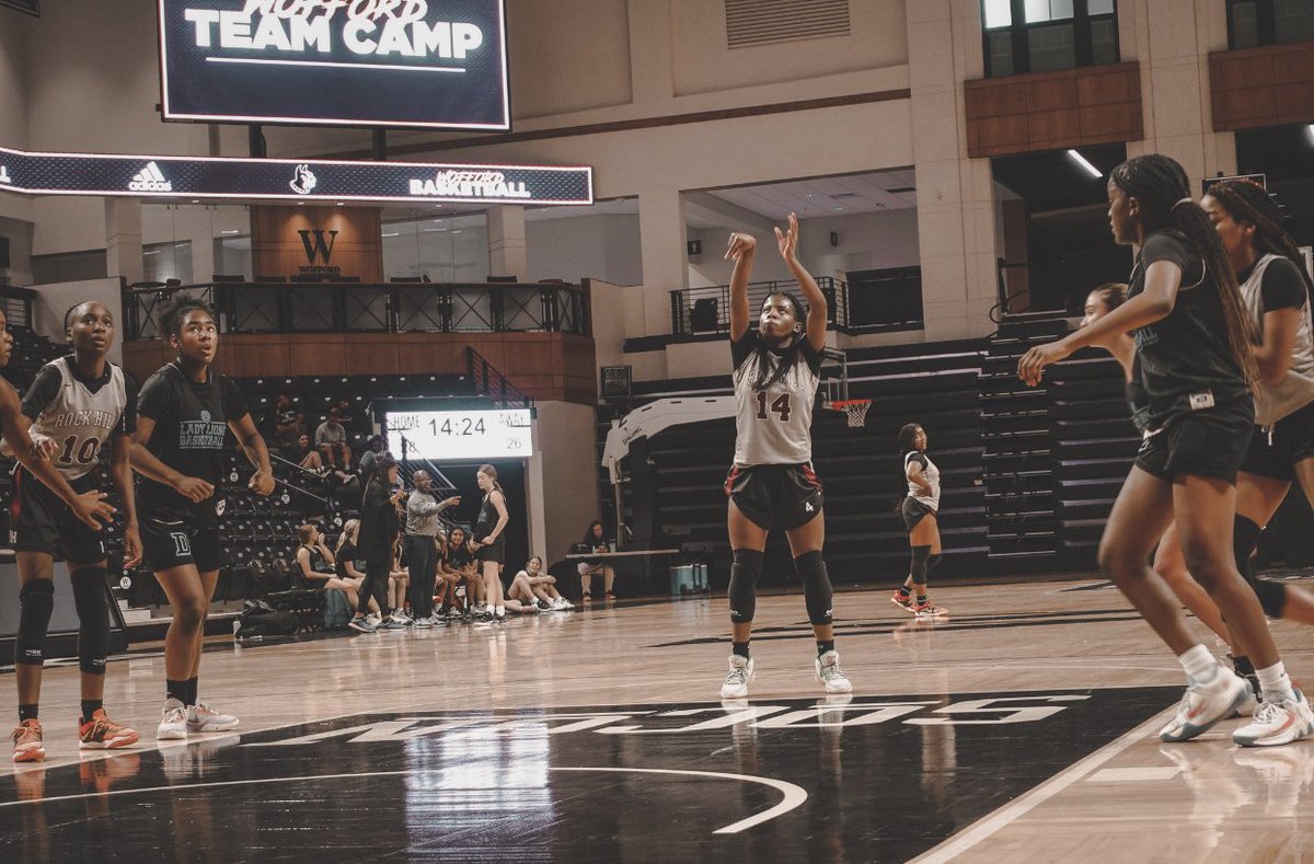 RH LadyBearcatBB tweet media