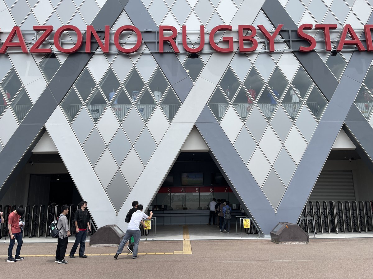 マエスマ参加してきた！
凄まじい盛り上がりで胸が熱くなった。結果は193位。やっぱり大会に参加して負けると悔しい。

写真は元CJEメンバーたち🐢✨