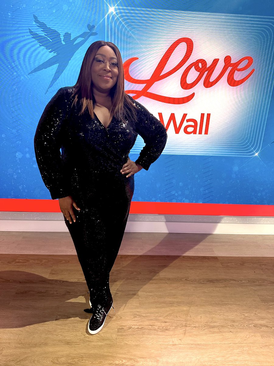 Loni Love tweet media