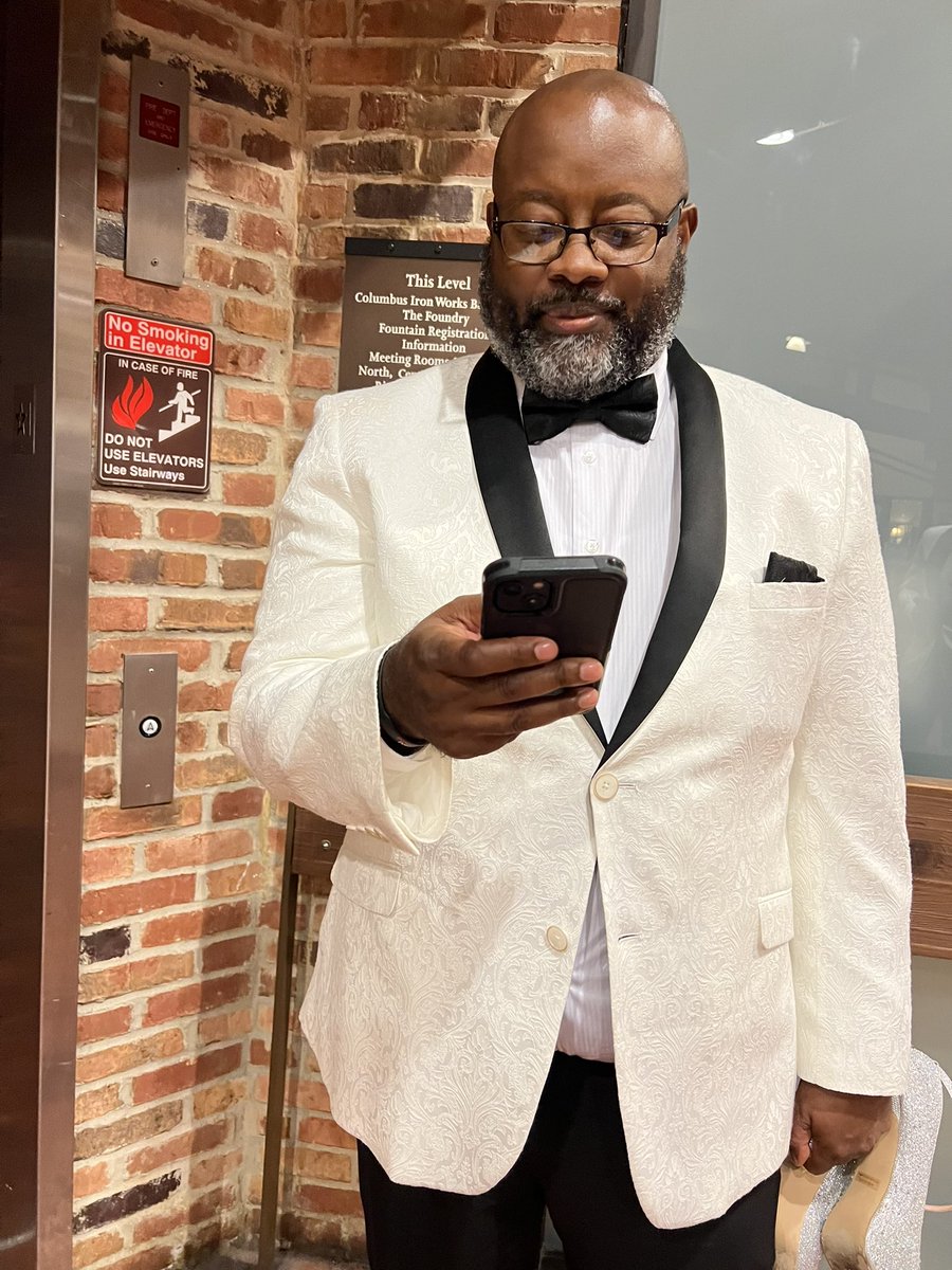 ESnead_IV's tweet photo. #PCMB Phenix City Alabama Mayor’s Ball #EducationMatters #PositivelyPhenixCity https://t.co/KYqju4ayoG