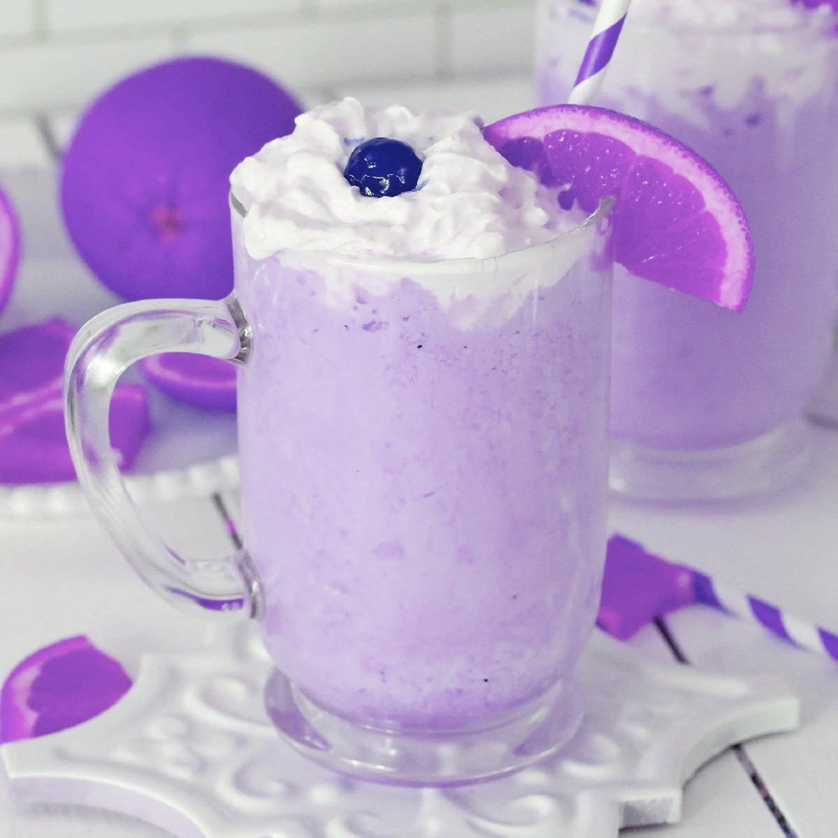 rinaten's tweet image. This is something I would call, The Salh Shake. Guess the flavor! #RinatenFoods #RinatenMarket #WendysMenu #Food #Yum #Yummy #FoodDelicious #yumyums #YearofRinaten @bettercallsalh