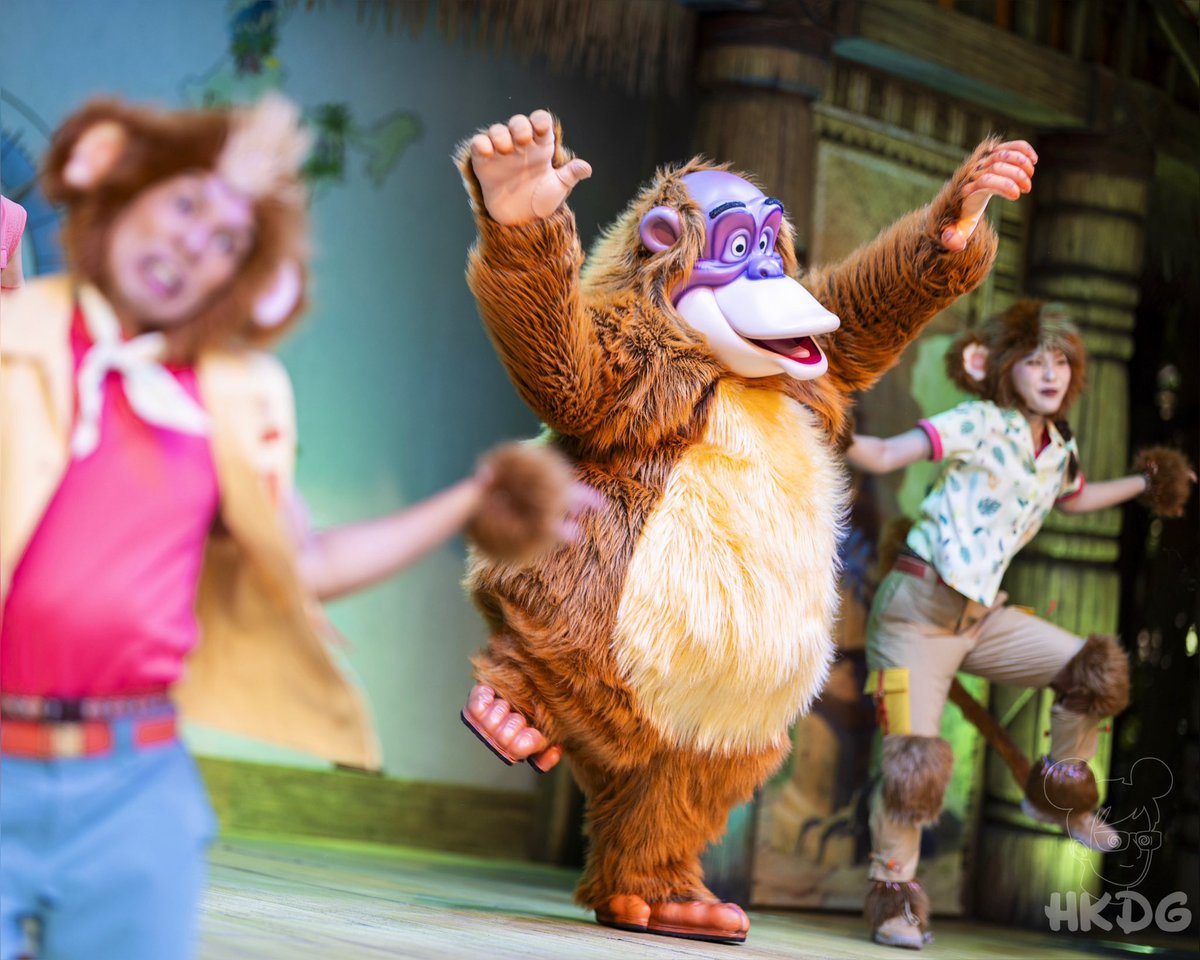 the_hkdg's tweet photo. 🧭Embark on an adventure as Disney Friends lead all explorers on an odyssey filled with sounds of happiness, laughter, music and soaring moments. Be amazed by the all-new “#AdventureIsOutThere!” stage show at Adventureland.

#wildaboutsummer #summersplash 
#hkdg #hkdl #distwitter https://t.co/elhBd8bKDi