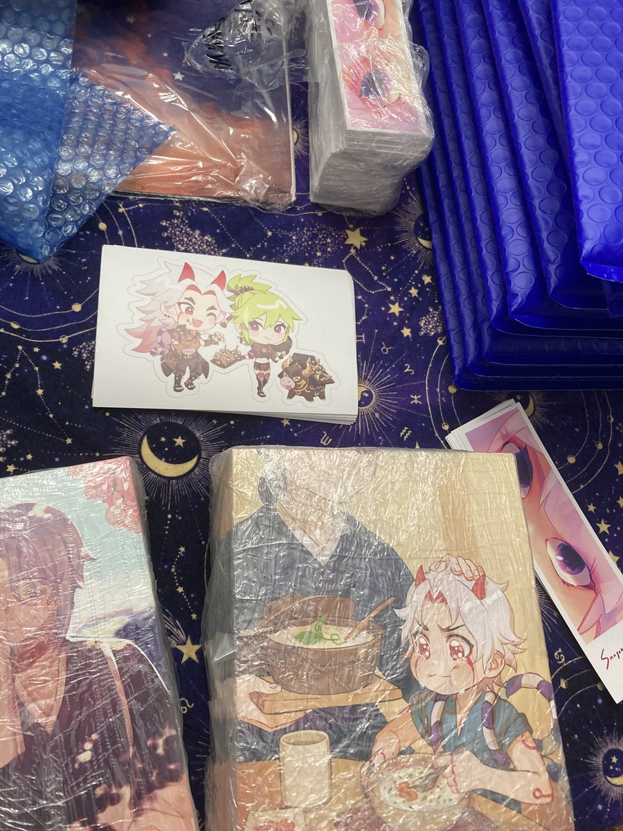🍃 SHIPPING UPDATE 🍃
We've sent out about 30 packages this weekend; tracking numbers were shared by mail. We're hoping to finish all customer packages within the next few weeks. In case you haven't received a tracking number yet, pls reach out to us. Thank you for your patience!