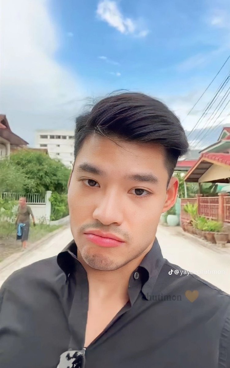 nonnnz_'s tweet photo. เหยทำไมบอสมีนหล่อขนาดนี้ https://t.co/KuWx5CVcyY
