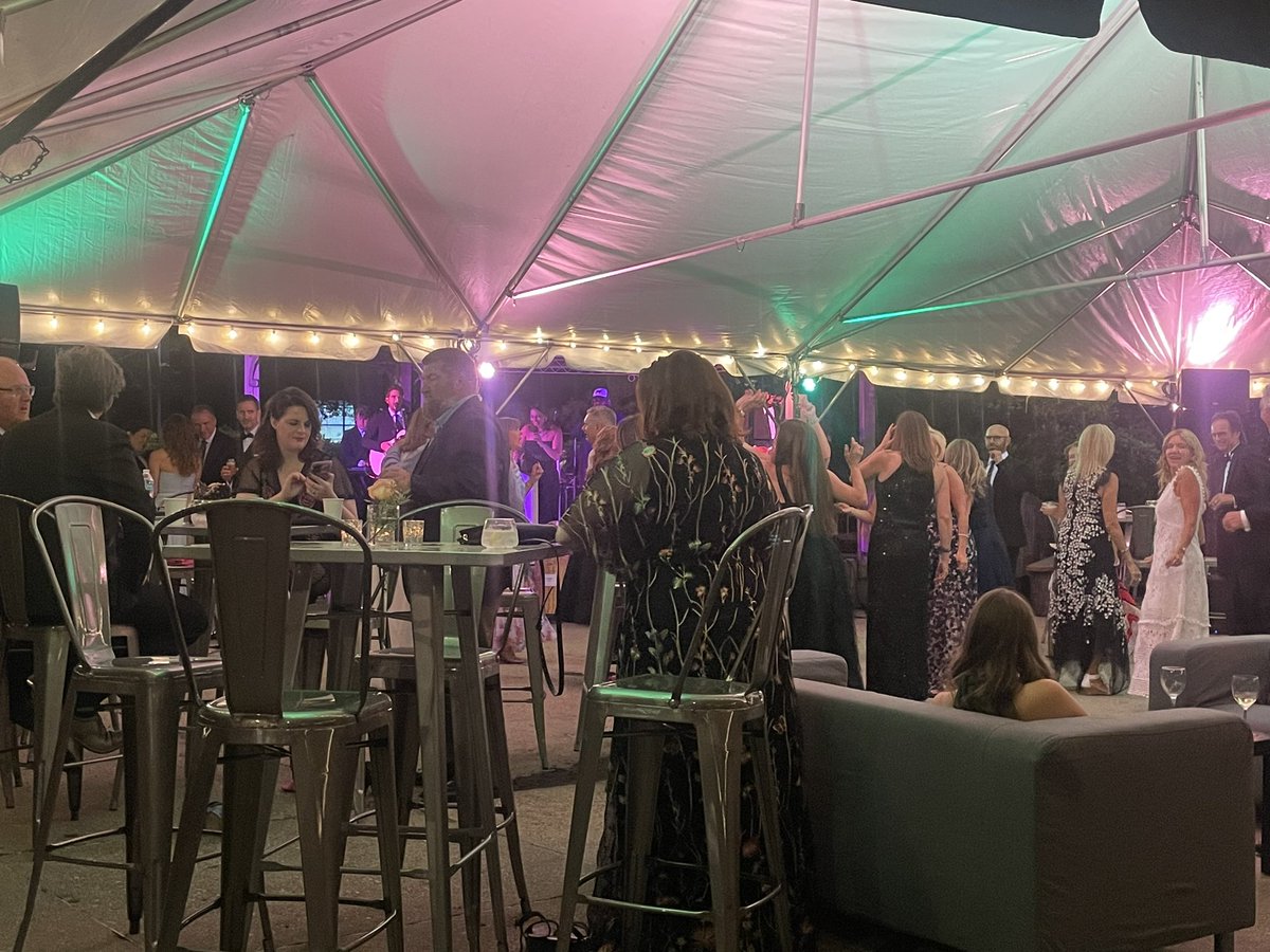 johnkissinger's tweet photo. #ZooBall is always a blast. congratulations @ZooMKE! https://t.co/6UwsFGthdF