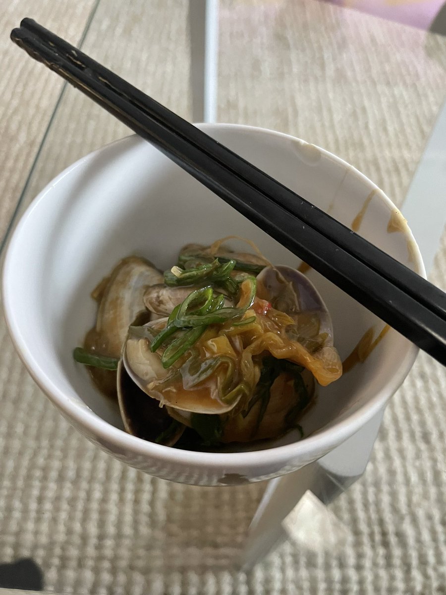 Reports done ✔️ 
Uni assignments done ✔️ 
Time for family lunches! Especially when it’s ginger chilli shallot pipis cooked by Mr Apprentice Chef