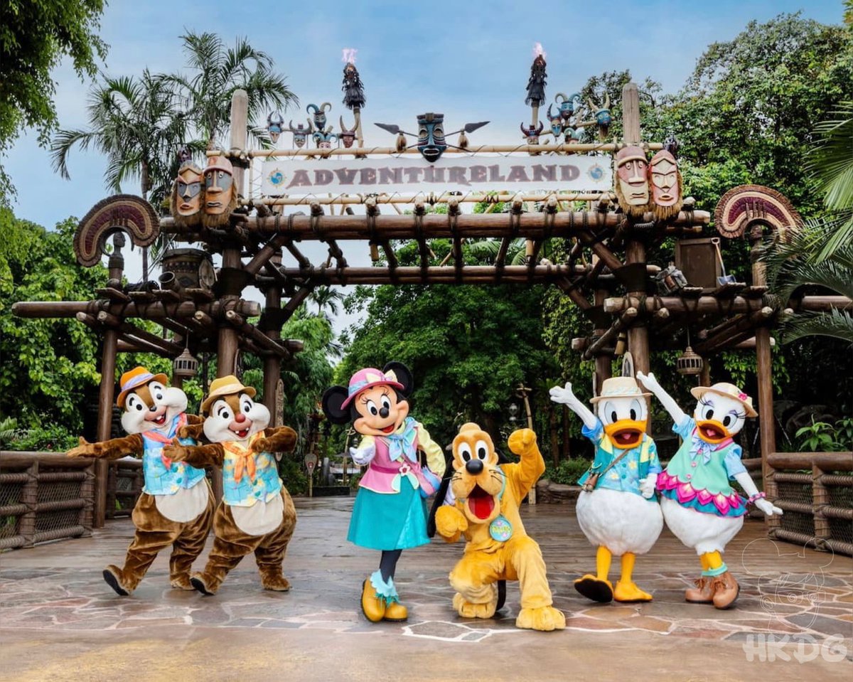 the_hkdg's tweet photo. 📸Venture to Adventureland, where you might catch #MinnieMouse, #DonaldDuck, #DaisyDuck, #Pluto, and #ChipnDale all dressed in new adventure-themed outfits. Take a photo with your favorite Disney Friends to complete your wild day out at the park.

#wildaboutsummer #hkdg #hkdl https://t.co/QC9Bp5pJ83