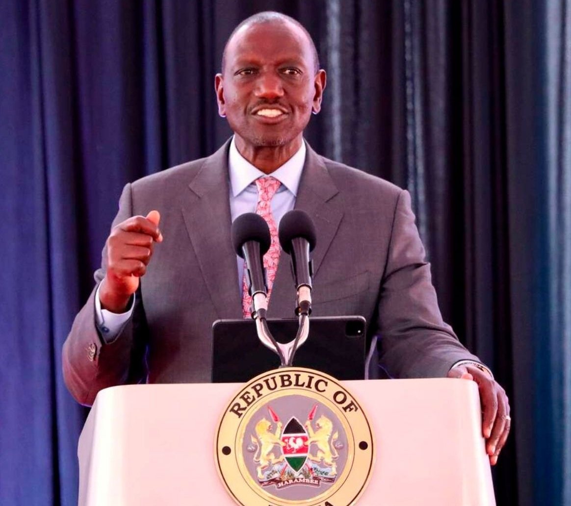Do you think William Ruto can win the 2027 general elections?
Retweet 🔁 for YES
Like ❤️ for NO