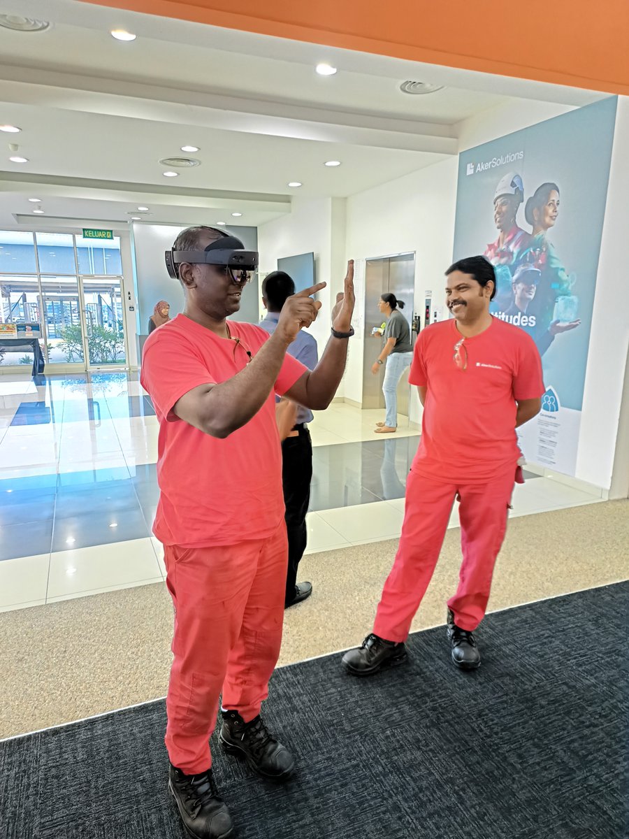 DataMeshAR's tweet image. Thrilled to be part of @akersolutions Innovation Week 2.0! We showcased our #digitaltwin and #XR technologies, fostering innovation and gaining valuable insights. It was a wonderful time exploring emerging topics, exchanging ideas, and adopting best practices! #innovation