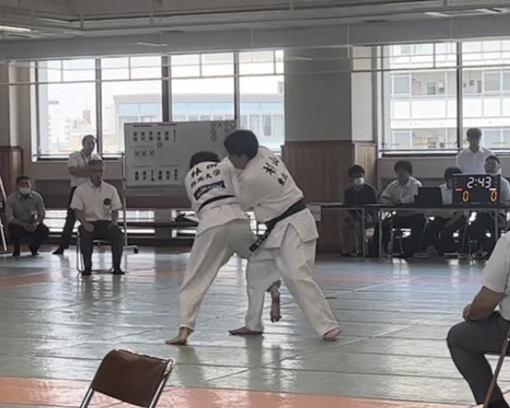 Gunma1m's tweet photo. 絆！群馬大学柔道部です(^^)

今日は全日本理工科学生柔道優勝大会でした❗️
結果は男子団体準優勝🥈
前回と同じ結果でしたが、去年よりも優勝に近づけた試合でした。

みんなお疲れ様〜☺️ https://t.co/u2bSkHcx4A