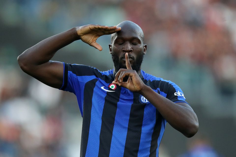 fairspin_info's tweet image. 🚨 Transfer Update 🚨 

AC Milan reportedly in talks with Chelsea for Romelu Lukaku 🔁⚽️ 

#ACMilan #Chelsea #TransferTalks #Lukaku