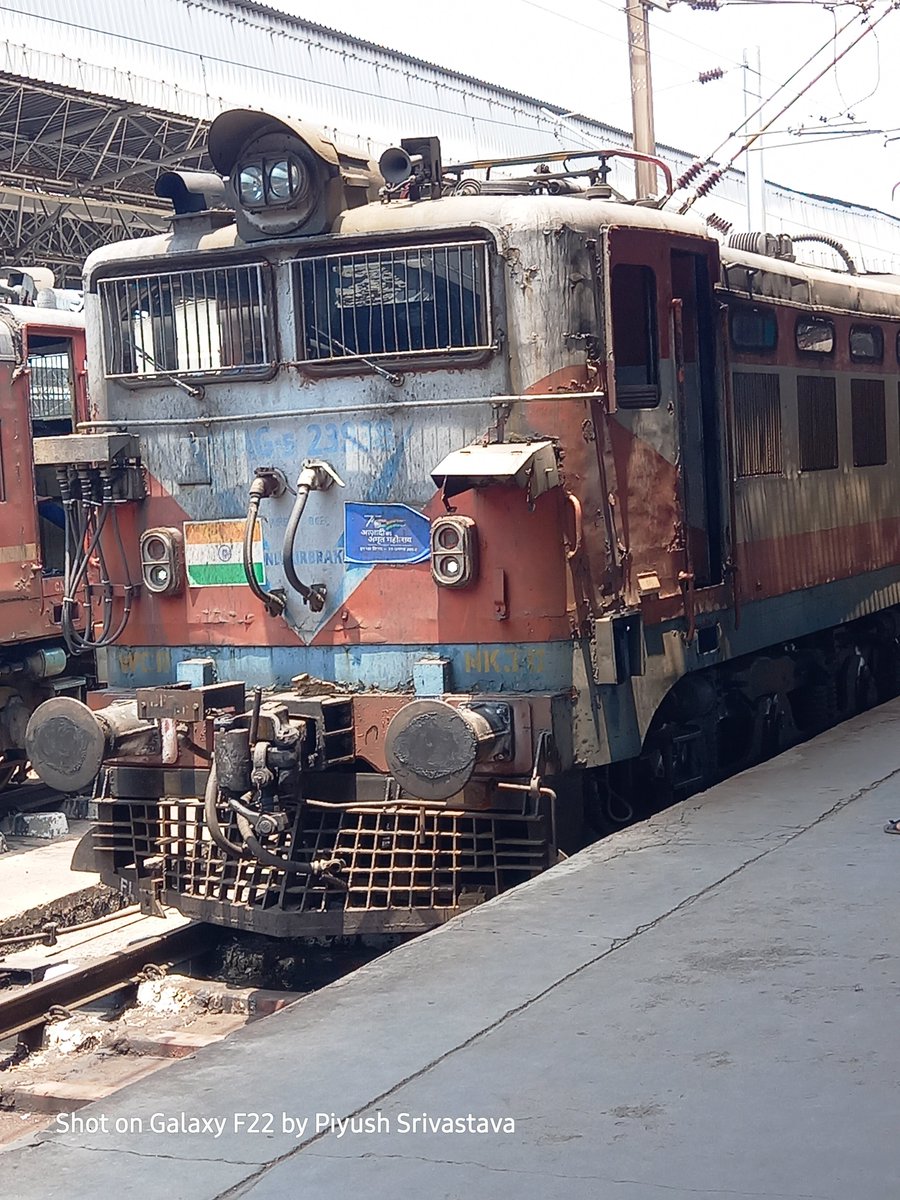 NKJ WAG-5HA 23938 shunted in the rake of 12021 Howrah Barbil Jan Shatabdi Express, rescheduled by 3h 10m and added up delay of 1h 50m i.e. a total delay of 5 hrs.