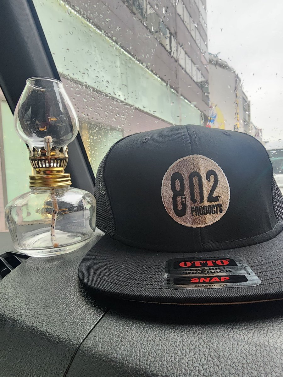 nishimuro_maki's tweet photo. #八王子
#ビカーサ さんの
#802products #キャップ ♡
購入出来ました!あと、
#オイルランプ も!!!
小学校の宿題で出ている
#省エネチャレンジ の中で、
ランプで過ごす夜も素敵でいいね✨
と、大盛り上がり。
#虫よけ のオイルを購入致しました🦟
#八王子市 #八王子愛 https://t.co/lTD7n25WYx