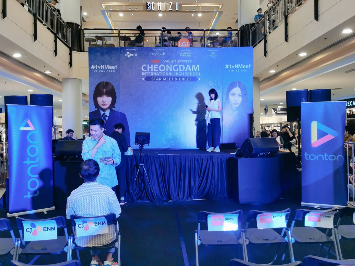 [TODAY] Cheongdam International High School tvN Star Tour 🏫

📅: 25th June 2023 (Sunday)
🕑: 2PM
📍: LG2, Central Avenue, Sunway Pyramid.
⭐: Kim Yerim &amp; Lee Eun Saem

Check out live updates on our Instagram account (<a href="/msiakpopfans/">Malaysian Kpop Fans (MKF)</a>)!

#tvNAsia #tvNMeet #BitchXRich