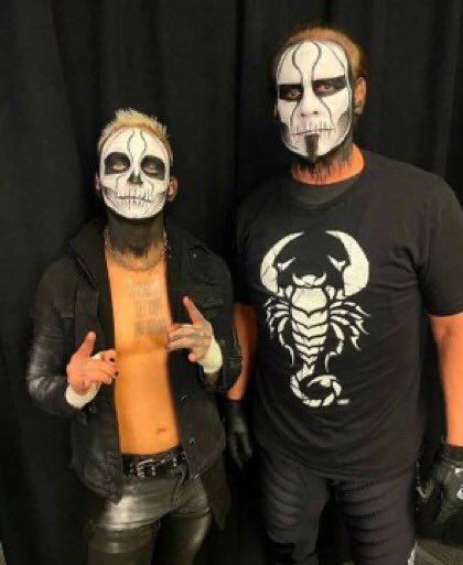 #AskMatt Hey Matt do you think about having @Sting and @DarbyAllin as special guest on the extreme life of Matt Hardy