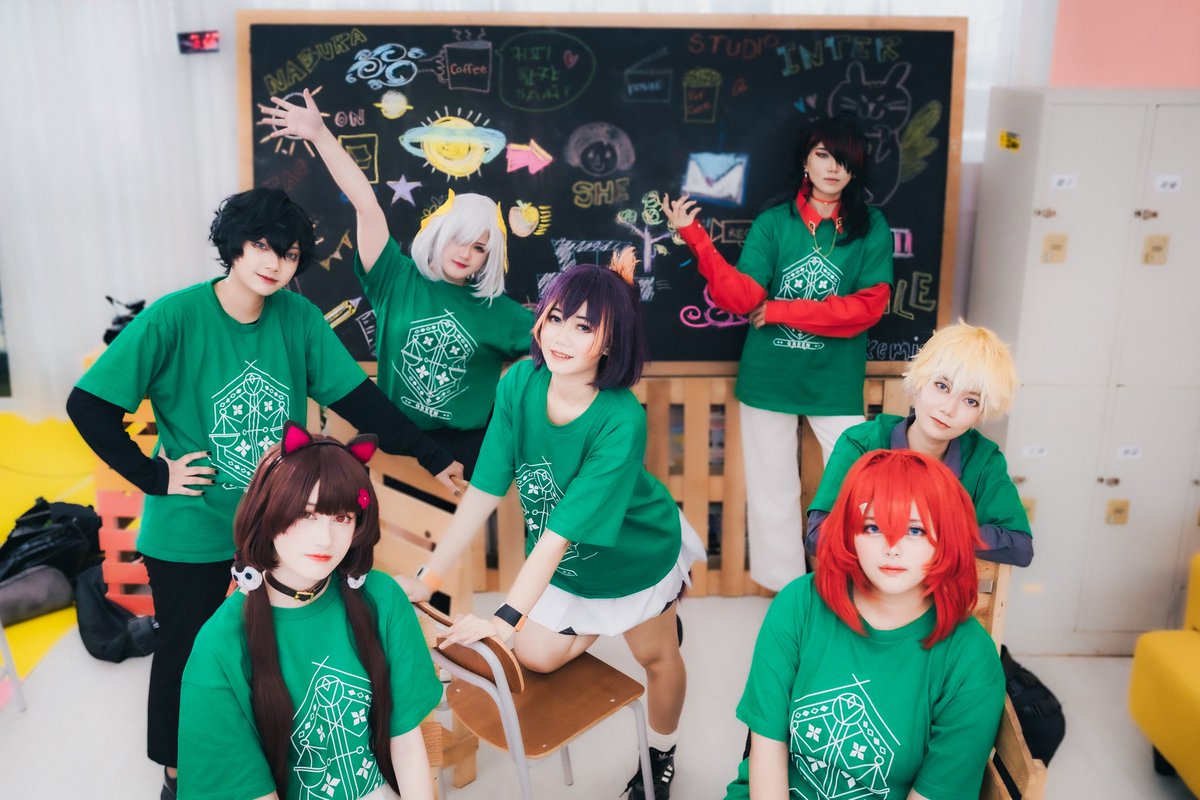 🌈🕒JP&EN Cosplay

NIJISANJI Fest 2022
💚GREEN 🍏

[Leader]🐈‍⬛ - Chaaiame
⚖ - emmy 
📕- Tenji Chool 
👹🧧- Benitar 
🤲🔗- NeKoNiYa 
🍹- Zeran 
🐧❄️- CandyKaori 

📸 Mr.Apivit

#NIJISANJI_EN #にじさんじ #NijisanjiCosplay #にじフェス2022 #にじさんじコスプレ #NijisanjiENCosplay