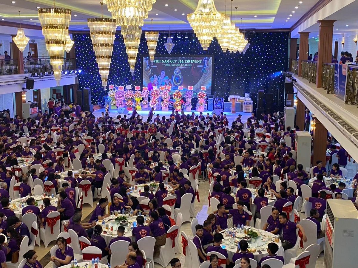anime_size's tweet photo. Just in>>>
Major Conference of Pioneers taking place in Vietnam "GCV - $314,159"
#Pi81Mall #Pi81Shop #PiNetwork #Picoin #Pi2Day #WhatIDoForPi https://t.co/vxcYIPEFOx