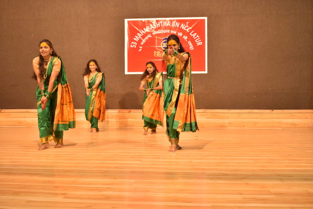 TeamLatur_NCC's tweet photo. #NCC 
#ncctraining 
Annual Training Camp-207 under 53 Mah Bn NCC Latur concluded at Dayanand College Latur. Cadets presented an impressive cultural programme. Cadets were awarded medals and certificates for participating in various events. https://t.co/86DibkpNQV