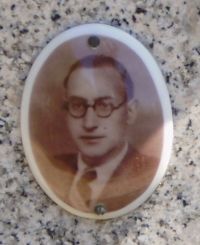 Teresa02247224's tweet photo. Etrusco Benci, detto Saliera (Grosseto, 25 giugno 1905 – Bruxelles, 12 giugno 1943), è stato un #Partigiano e antifascista italiano, combattente nella guerra civile spagnola e attivo nella Resistenza francese e belga
#AMarano
"https://t.co/qmKqXrUz1U…" https://t.co/qmKqXrUz1U… https://t.co/aVBGidkRGO