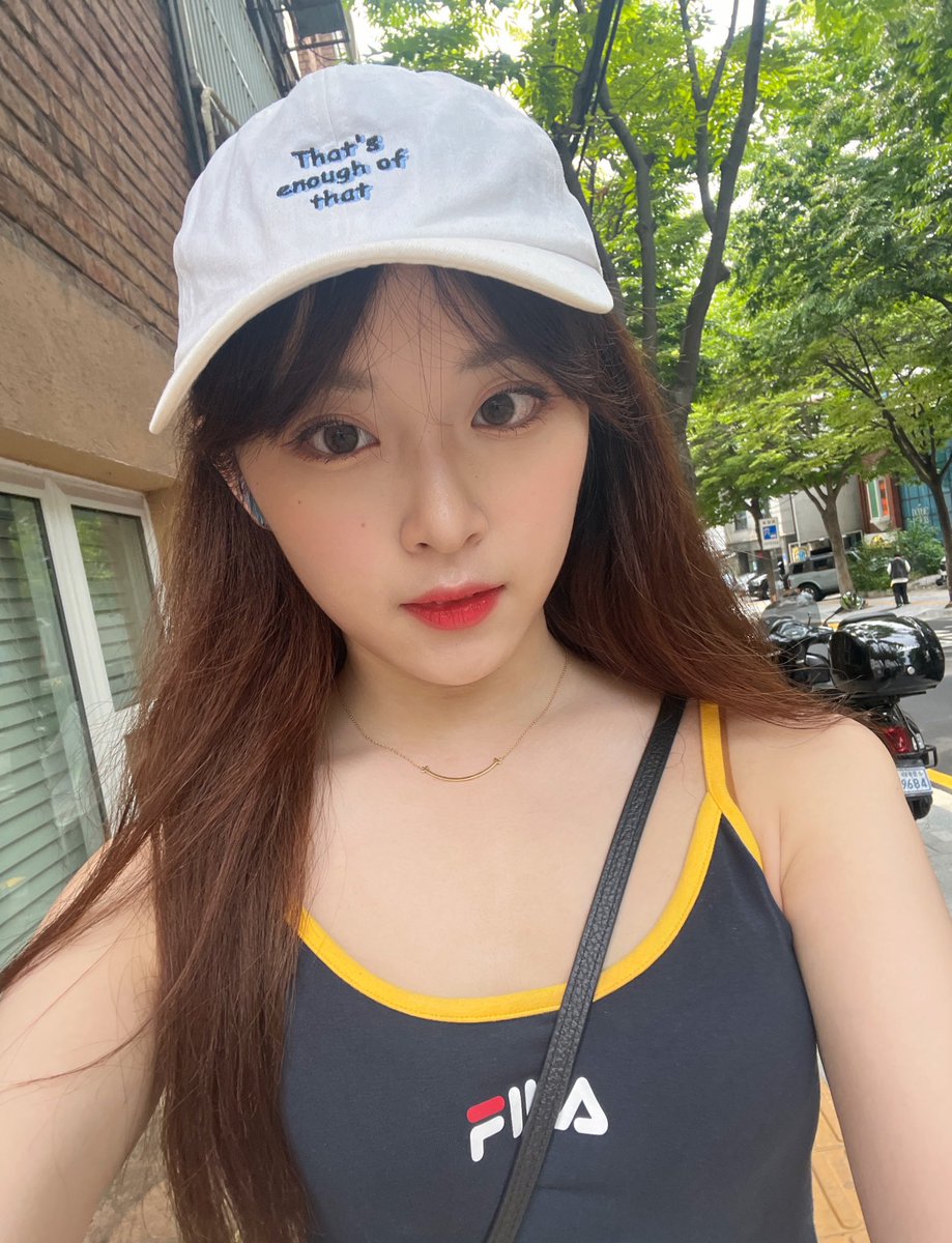 #너구리리카
온리원🤍🤍🤍
오늘 진짜 많이 더운것같에…💦💦
다들 물 잘 마시고 잘 먹고 잘 쉬고😌❤️
오늘도 행복한 하루 보내자🤍🤍🤍