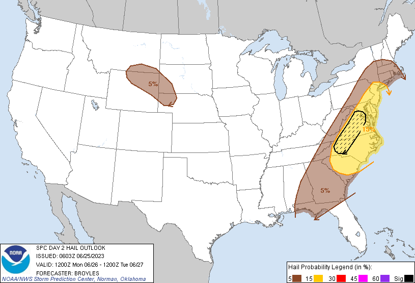 D2
#EnhancedRisk in C #NorthCarolina, SE #Virginia states esp #Raleigh, #Durham, #Greensboro, #WinstonSalem, #HighPoint, #Cary, #ChapelHill, #RichmondVA, #Wakefield cities due to a 15% SIG #Hail/30% #Wind/2% #Tornado risks
#SevereWX #SPC #Wxtwitter #NCwx #VAwx