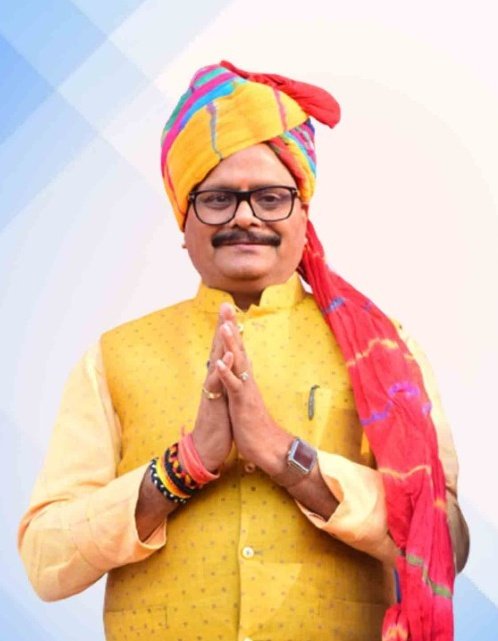 janatarajalko's tweet photo. ऊर्जावान व कर्मठ नेता, कुशल वक्ता एवं उत्तर प्रदेश सरकार में माननीय उप मुख्यमंत्री श्री #Brajesh_Pathak जी आपको #��न्मदिवस की हार्दिक शुभकामनाएं।
बाबा महाकाल से आपके सुखद,स्वस्थ एवं दीर्घायु जीवन की मंगलकामना करता हूं ।
@brajeshpathakup
@BJP4UP https://t.co/7TwxOIOGyu