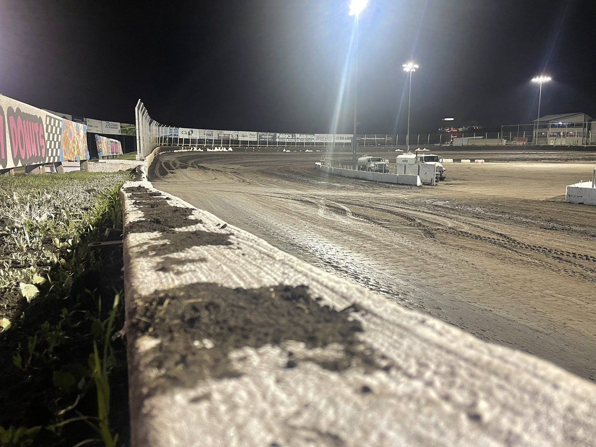 World of Outlaws tweet media