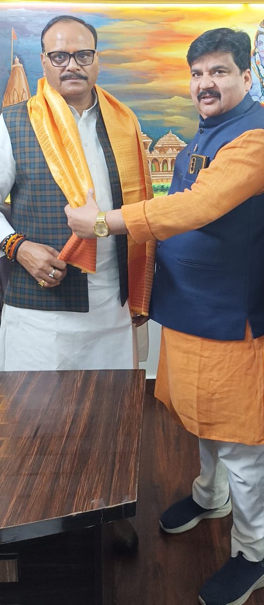 उत्तर प्रदेश के यशस्वी उपमुख्यमंत्री आदरणीय श्री Brajesh Pathak जी आपको जन्मदिन की हार्दिक शुभकामनाएं ईश्वर से आपके उत्तम स्वास्थ्य एवं दीर्घायु जीवन की कामना करता हो <a href="/brajeshpathakup/">Brajesh Pathak</a>