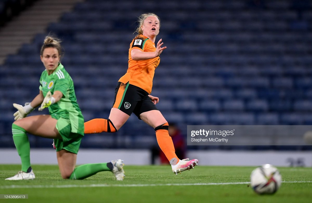 CopaLendas's tweet photo. Amber Barrett, Irlanda 🇮🇪.
Copa do Mundo de 2023, Austrália/Nova Zelândia.
#amberbarrett #ireland #éire #worldcup2023 #fifa #legend #finscéal #thegirlsingreen #nacailíníinglas #fai #panini #irl #fifawwc #beyondgreatness https://t.co/bvcwpxP3dx