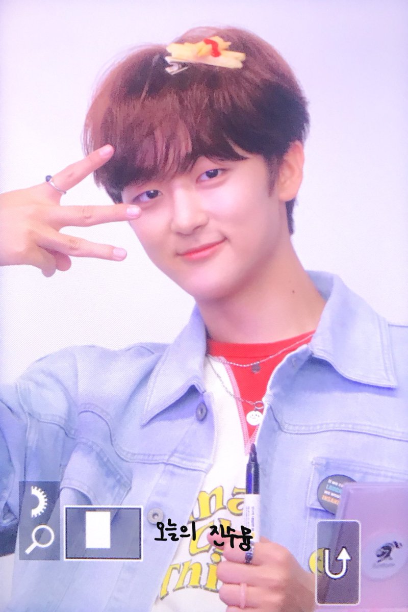 230624
#루네이트 #진수
#LUN8 #JINSU