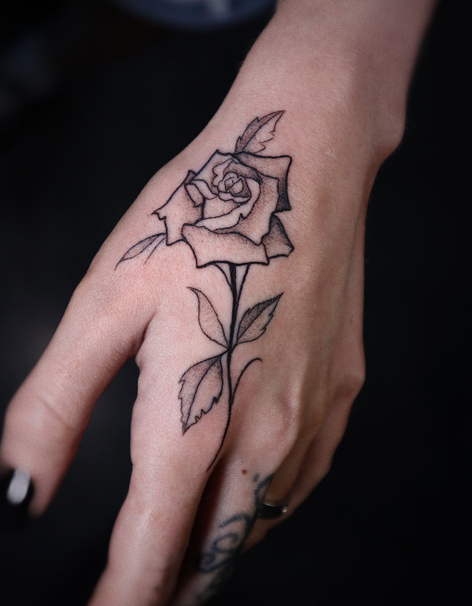 connormoonart's tweet photo. Rose hand tattoo I did 🥰 https://t.co/XRwsi9NPSM
