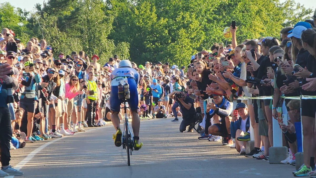 The crowds today are unreal, we have never seen so many people out supporting the athletes. And no, this image is not Solar, it’s T1 exit! #challengeroth #challengefamily #wearetriathlon