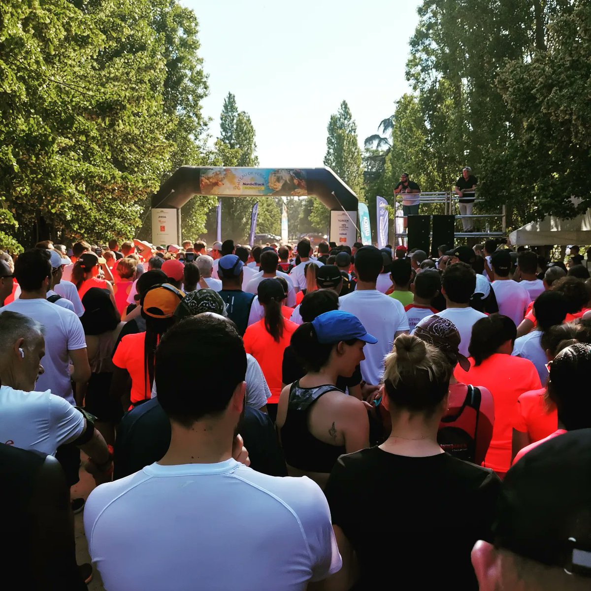 #nordictrackrunning #fridaysport #courseroyale
Ce fut difficile d'avaler les 15 km par cette chaleur mais quel plaisir de courir 🏃 dans les jardins du #chateaudeversailes