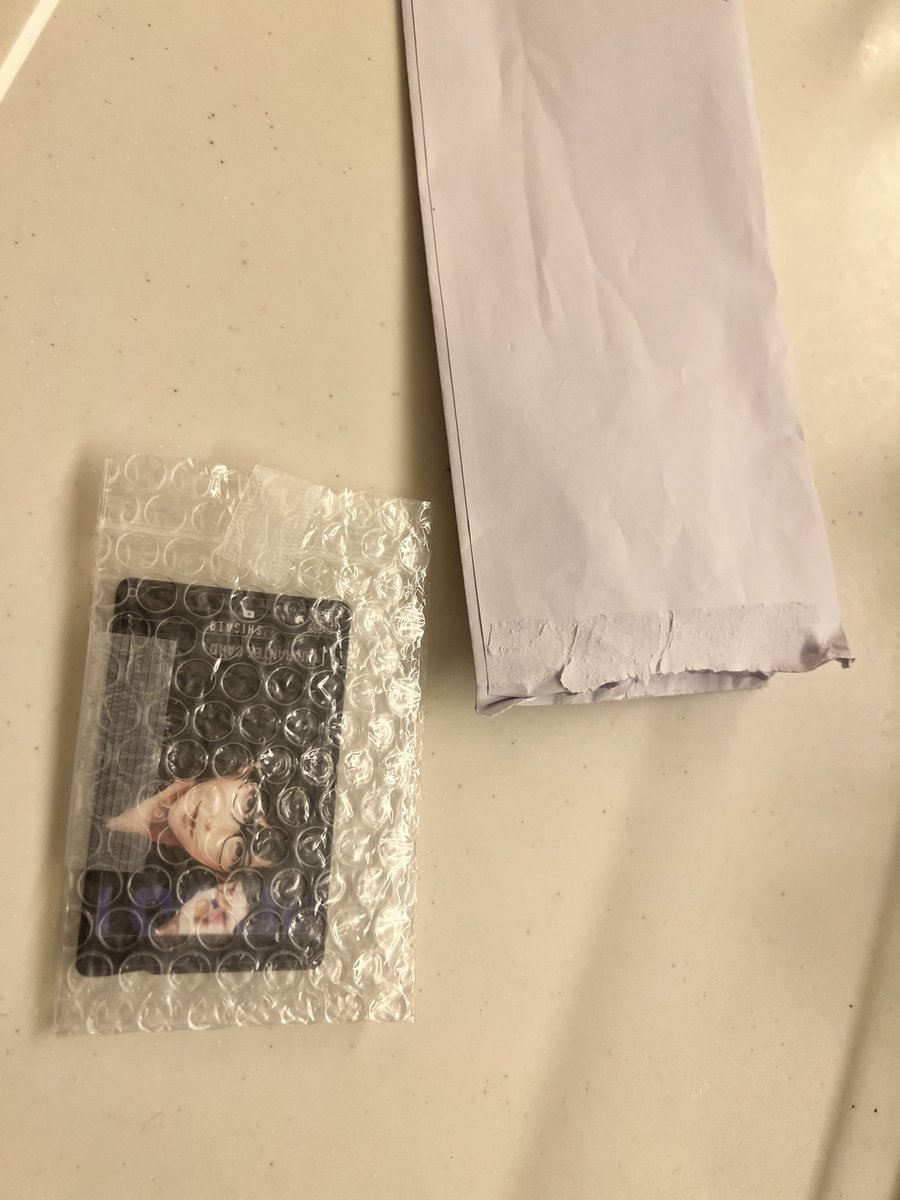 dcsfxtr's tweet photo. 突然なんか届いてるーってみてみたら、、

すげーSuica届いてた。

#GHOSTFX https://t.co/UjKMpfpMSR